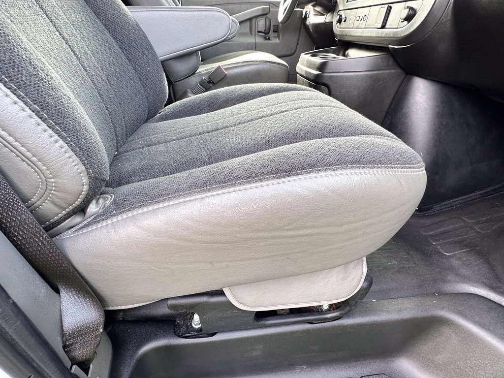 Used 2025 GMC Savana 2500 w/ Driver Convenience Package RWD image 11