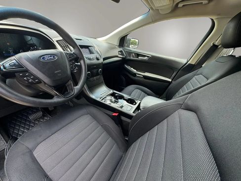 Used 2019 Ford Edge SE FWD image 12