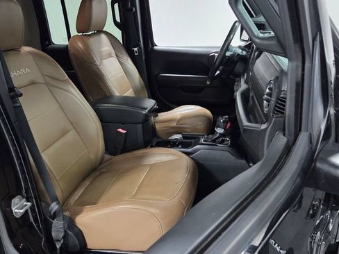 Used 2020 Jeep Wrangler Unlimited Sahara AWD/4WD image 14