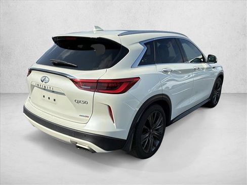 Used 2020 INFINITI QX50 Essential w/ Edition 30 Package AWD/4WD image 5