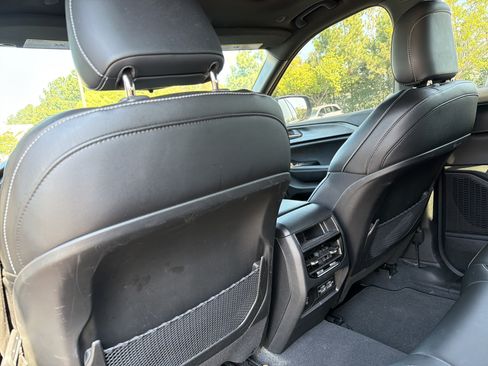 Used 2023 Jeep Grand Cherokee Altitude AWD/4WD image 19