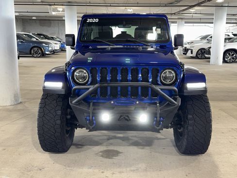 Used 2020 Jeep Wrangler Unlimited Sahara w/ Uconnect 4C Nav & Sound Group AWD/4WD image 3