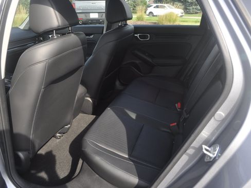 Used 2023 Honda Civic EX-L image 11