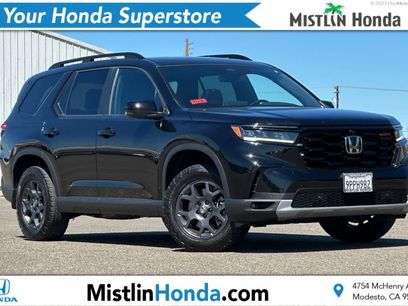 Certified 2025 Honda Pilot TrailSport