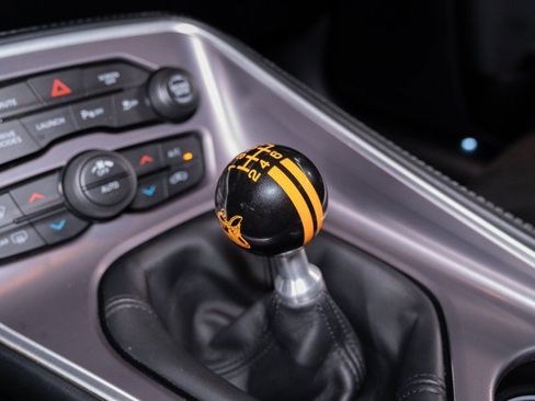 Used 2022 Dodge Challenger R/T Scat Pack RWD image 22