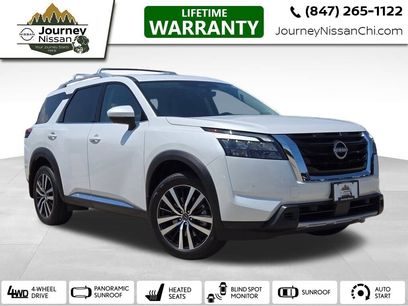 New 2025 Nissan Pathfinder Platinum w/ Cargo Package
