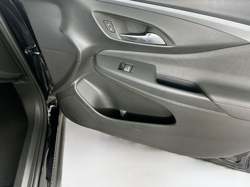 Used 2025 Buick Envista Preferred image 29