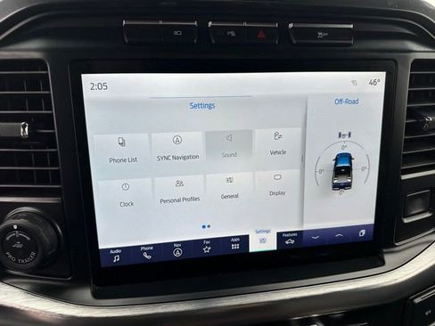 Used 2022 Ford F150 Lariat w/ Equipment Group 502A High image 21