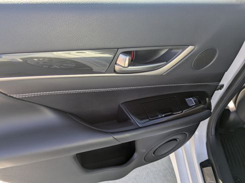 Used 2019 Lexus GS 300 w/ Premium Package RWD image 15