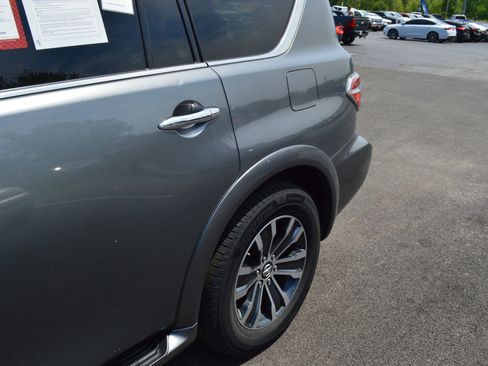 Used 2017 Nissan Armada SL AWD/4WD image 4