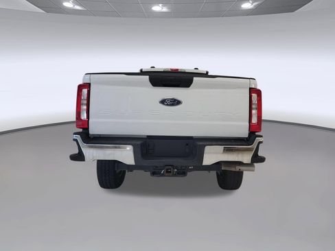 Used 2025 Ford F250 XLT w/ FX4 Off-Road Package AWD/4WD image 8