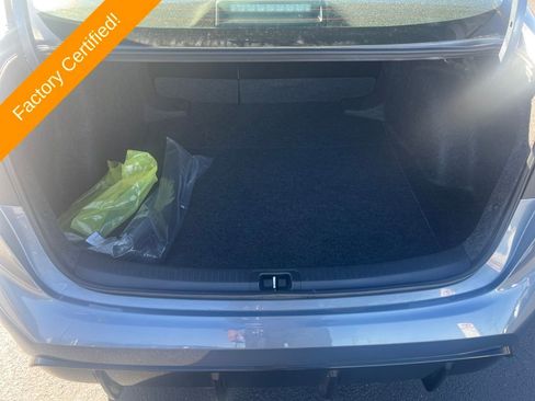 Used 2025 Toyota Corolla SE image 24