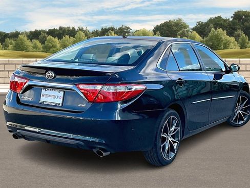Used 2017 Toyota Camry XSE image 9