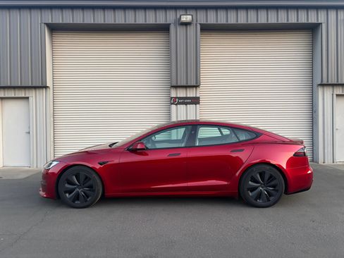 Used 2023 Tesla Model S Standard Range AWD/4WD image 3