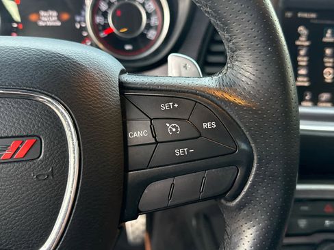 Used 2015 Dodge Challenger R/T Plus image 18