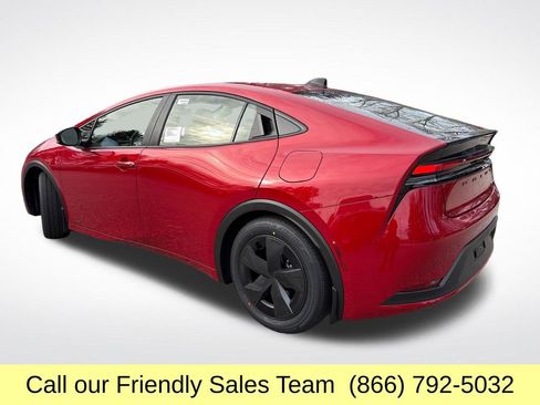 New 2026 Toyota Prius LE image 3