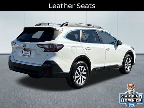 Used 2022 Subaru Outback Premium image 3