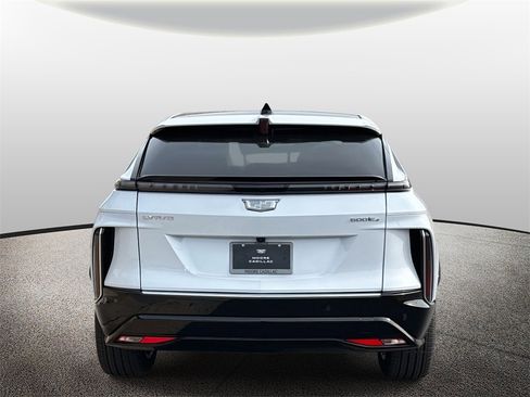 New 2026 Cadillac Lyriq Premium Luxury image 3