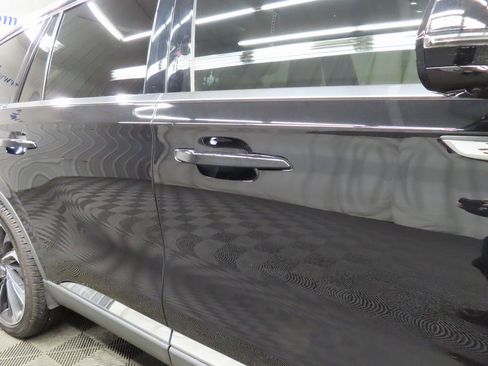 Used 2023 Lincoln Aviator Reserve w/ Equipment Group 201A image 31