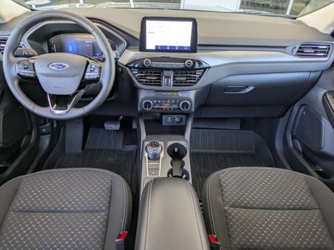 Certified 2023 Ford Escape Active AWD/4WD image 12