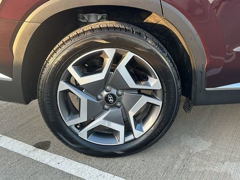 Used 2024 Hyundai Palisade Limited FWD image 17