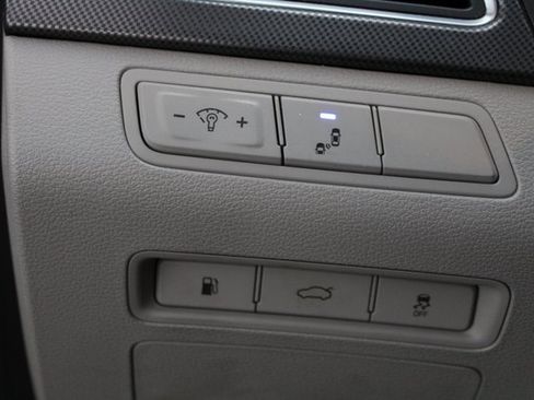 Used 2015 Hyundai Sonata Sport w/ Option Group 03 image 21