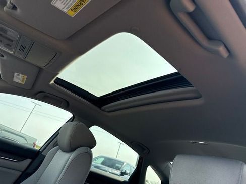 Used 2020 Honda Accord EX image 22