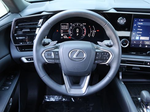 Used 2024 Lexus RX 350 FWD w/ Technology Package image 16