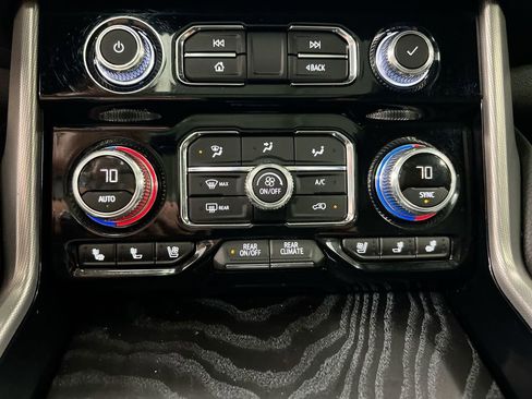 Used 2023 GMC Yukon XL Denali w/ LPO, Floor Liner Package AWD/4WD image 17