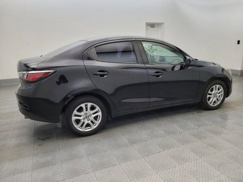 Used 2018 Toyota Yaris iA FWD image 10