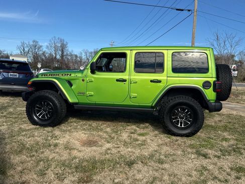 Used 2025 Jeep Wrangler Unlimited Rubicon image 5