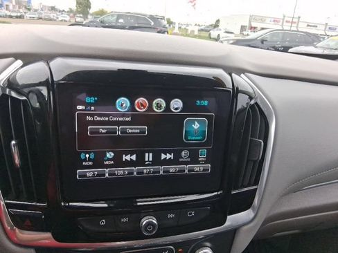 Used 2019 Chevrolet Traverse LT w/ LPO, Cargo Package AWD/4WD image 10