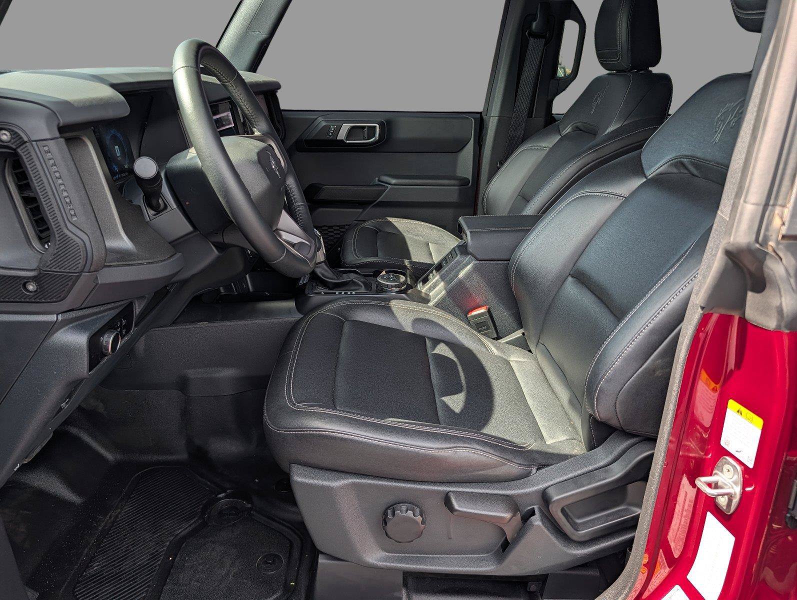Used 2025 Ford Bronco Big Bend AWD/4WD image 12
