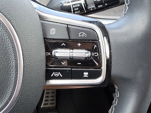 Used 2025 Kia Sorento SX AWD/4WD image 20