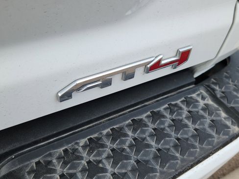 Used 2026 GMC Canyon AT4 w/ Technology Plus Package AWD/4WD image 7