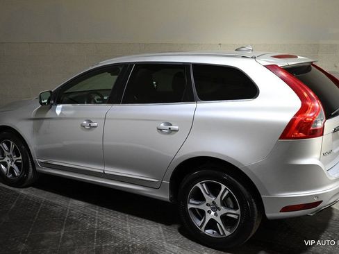 Used 2015 Volvo XC60 T6 Premier Plus image 3