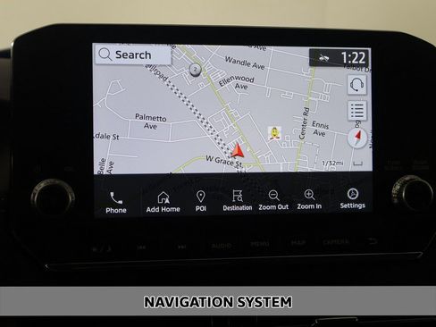 Used 2023 Mitsubishi Outlander SE image 3