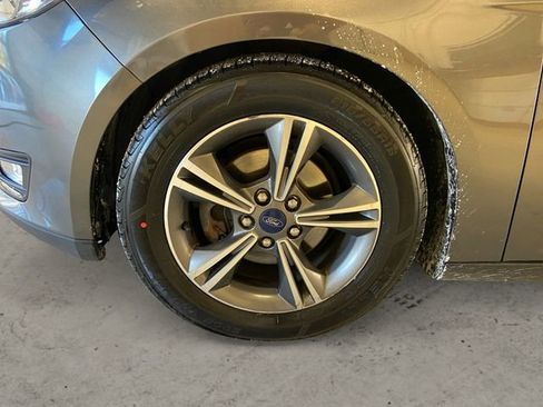 Used 2016 Ford Focus SE image 14