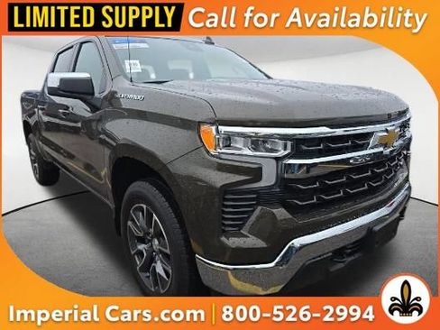 Used 2023 Chevrolet Silverado 1500 LT AWD/4WD image 1