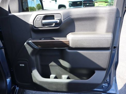Used 2019 Chevrolet Silverado 1500 LT Trail Boss AWD/4WD image 23