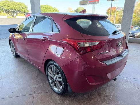 Used 2016 Hyundai Elantra GT w/ Option Group 02 image 5