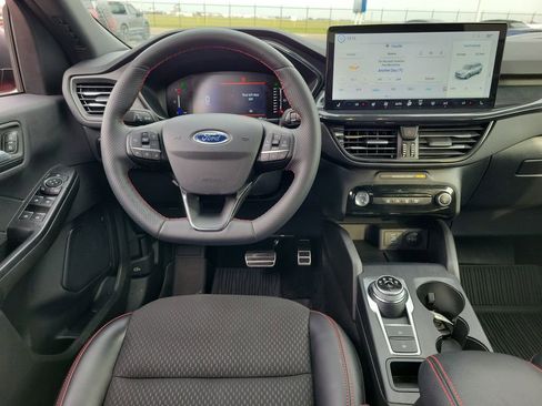 Certified 2023 Ford Escape ST-Line image 12