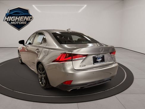 Used 2019 Lexus IS 350 F Sport image 5