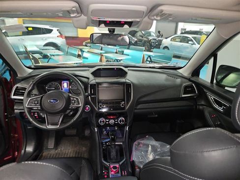 Used 2021 Subaru Forester Touring AWD/4WD image 7