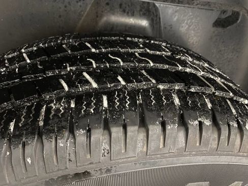 Used 2017 RAM 1500 Laramie image 44