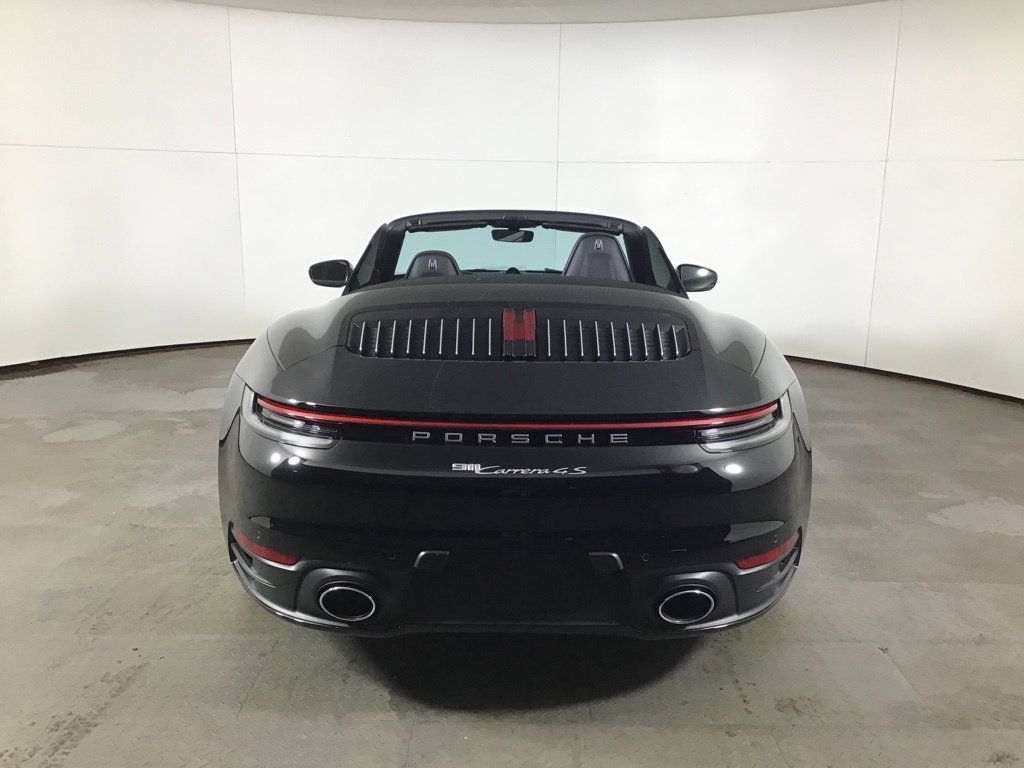 Certified 2020 Porsche 911 Carrera 4S AWD/4WD image 4
