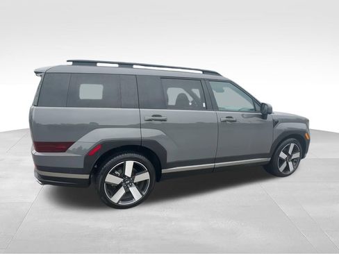 Used 2025 Hyundai Santa Fe Limited FWD image 8