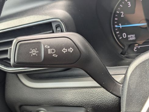 Used 2021 Ford Explorer XLT w/ Equipment Group 202A image 28