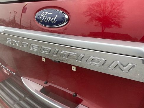 Certified 2017 Ford Expedition EL Platinum image 15