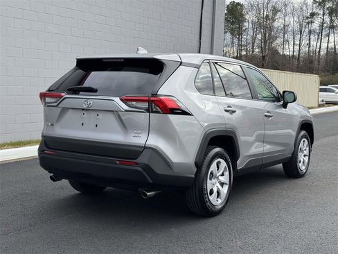 Used 2025 Toyota RAV4 LE image 20